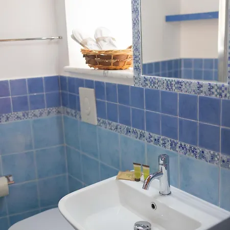 Dali Rocca Guest house